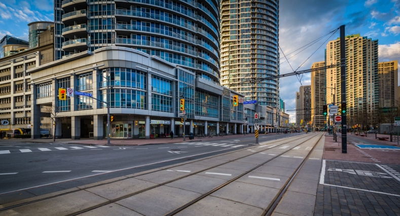 A photo of a normally busy downtown street in Mississauga completely empty with no one in site